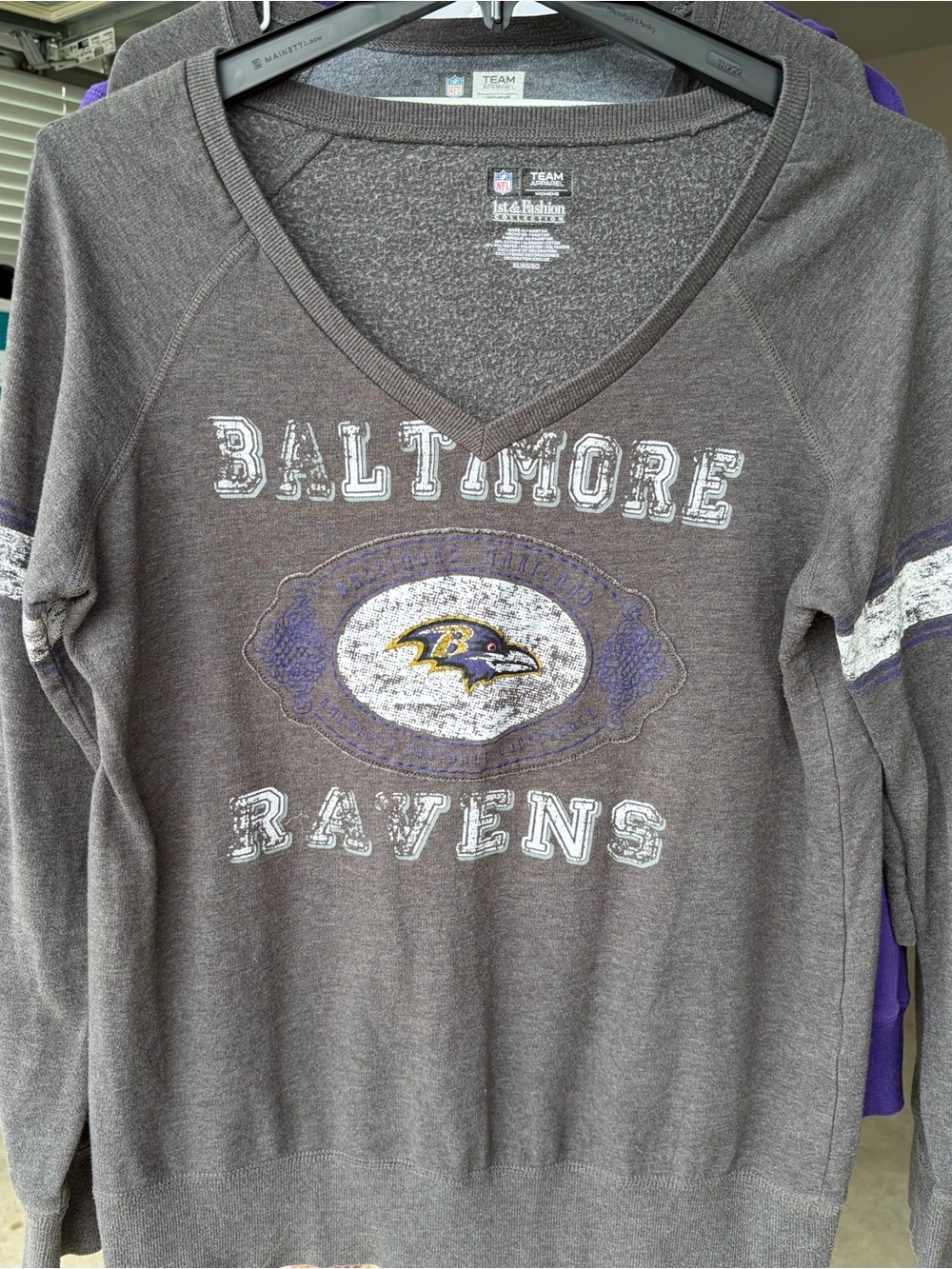 Baltimore Ravens Gray V-Neck Women's Long Sleeve Pullover